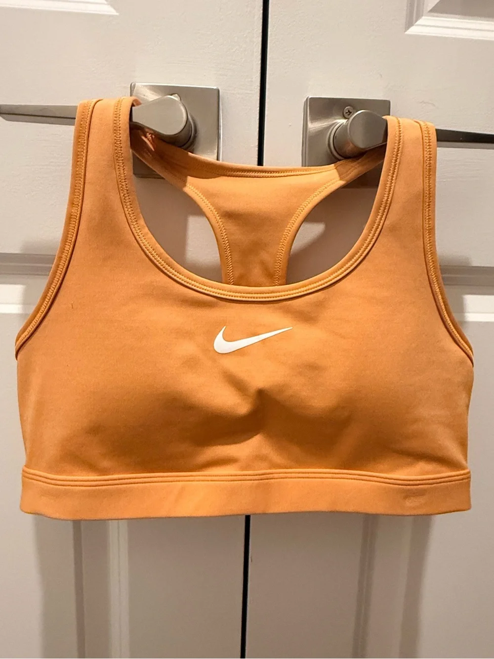 Nike logo medium